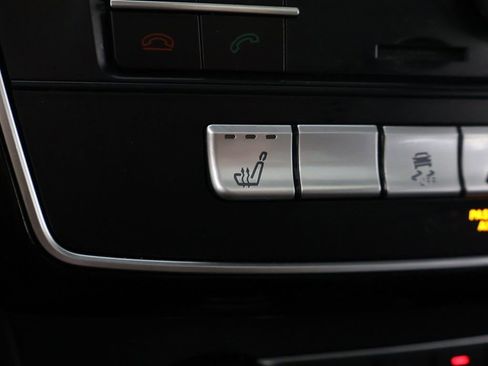 Used 2018 Mercedes-Benz GLS 450 4MATIC image 64