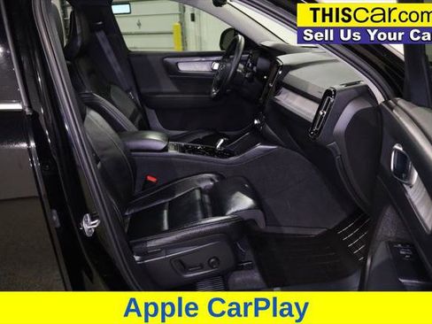 Used 2024 Volvo XC40 B5 Plus w/ Protection Package Premier AWD/4WD image 28