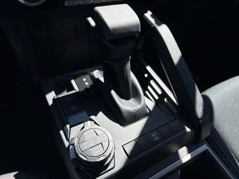 Used 2026 Toyota Tacoma TRD Off-Road image 17