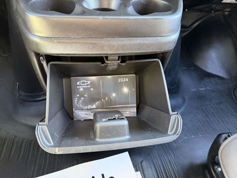 Used 2024 Chevrolet Express 2500 w/ Driver Convenience Package image 24