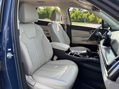 Used 2025 Kia Sorento S AWD/4WD image 20