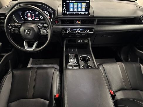 Used 2025 Honda Pilot EX-L image 24