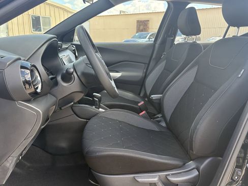 Used 2020 Nissan Kicks SV image 12