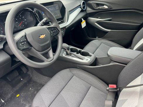 New 2026 Chevrolet Trax LS w/ LS Convenience Package image 7