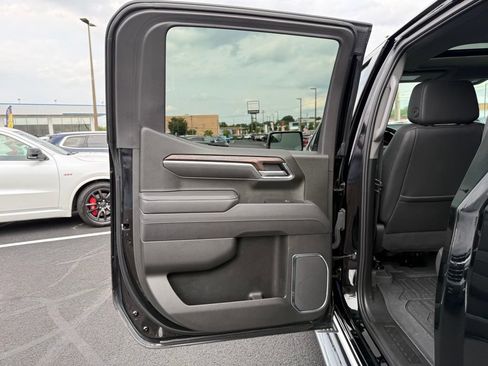 Used 2025 GMC Sierra 1500 SLT w/ SLT Premium Package AWD/4WD image 10