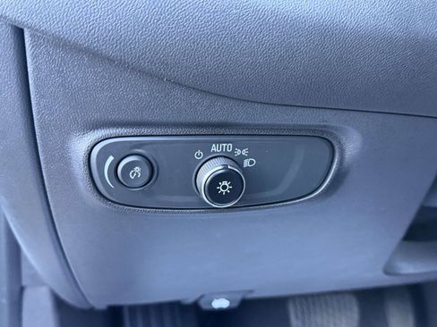 Used 2024 Chevrolet Equinox RS AWD/4WD image 19