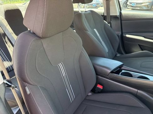 Used 2023 Hyundai Elantra SEL w/ Convenience Package FWD image 26
