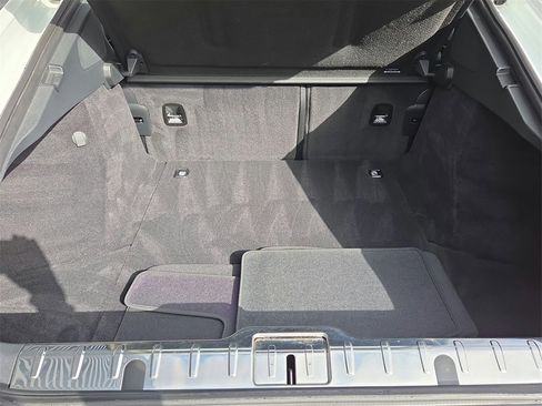 Used 2022 Porsche Panamera 4 image 31