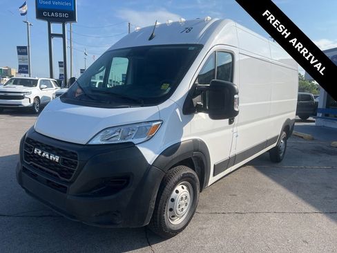 Used 2023 RAM ProMaster 2500 FWD image 2