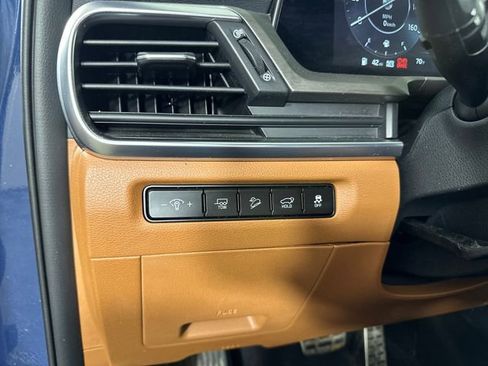 Used 2023 Kia Telluride SX X-Line AWD/4WD image 19