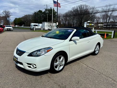Used 2007 Toyota Solara SLE image 2
