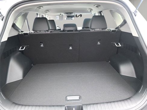 New 2026 Kia Seltos S FWD image 7