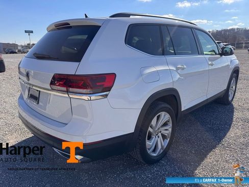 Used 2023 Volkswagen Atlas SE w/ Panoramic Sunroof Package image 5