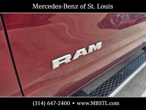 Used 2019 RAM 1500 4x4 Crew Cab image 6