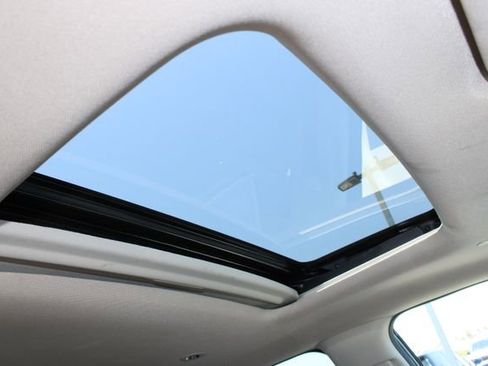 Used 2024 Honda HR-V EX-L image 6