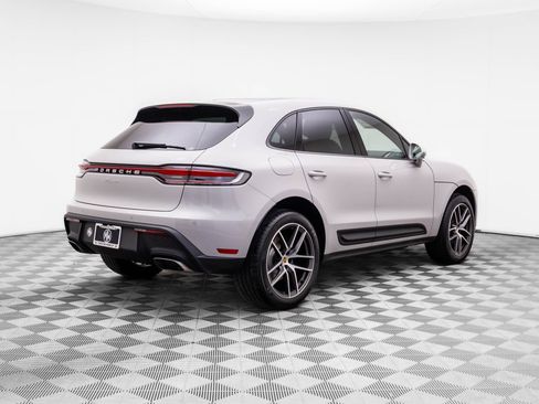 New 2026 Porsche Macan image 8