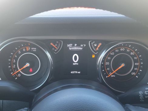 Used 2019 Jeep Wrangler Sport image 38