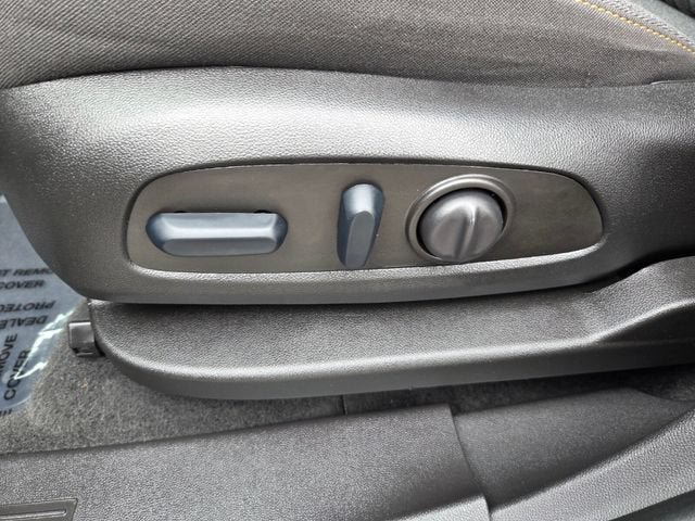Used 2024 Chevrolet Equinox LT AWD/4WD image 18