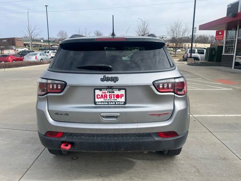 Used 2019 Jeep Compass Trailhawk image 6