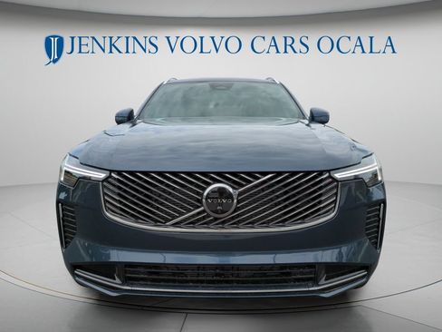 New 2026 Volvo XC90 B6 Plus w/ Protection Package Premier AWD/4WD image 8