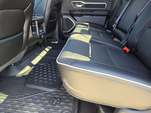 New 2026 RAM 1500 Laramie AWD/4WD image 22