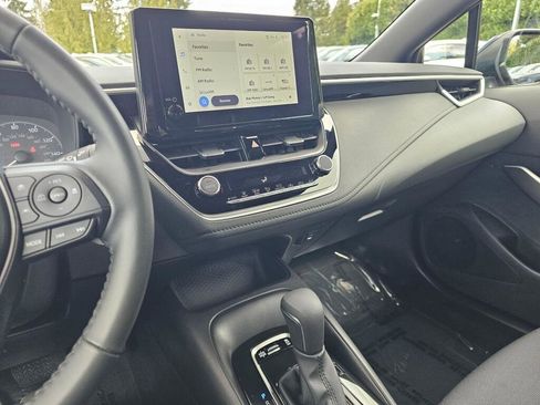 Used 2025 Toyota Corolla SE FWD image 27
