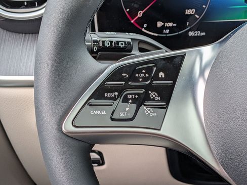 Used 2026 Mercedes-Benz GLC 300 4MATIC image 19