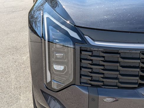 New 2026 Kia Sportage LX FWD image 10