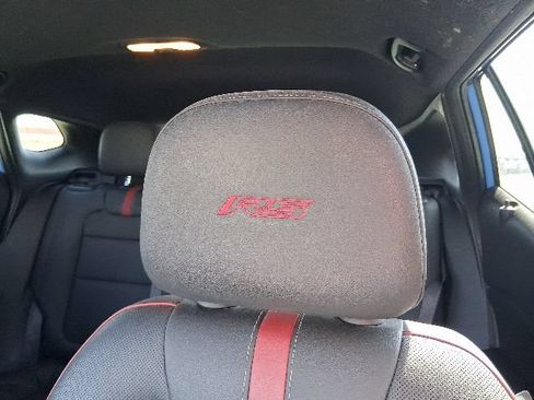 Used 2024 Chevrolet Trax RS w/ Sunroof Package FWD image 15