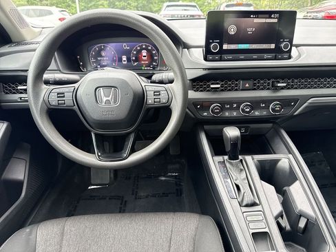 Used 2023 Honda Accord EX image 23