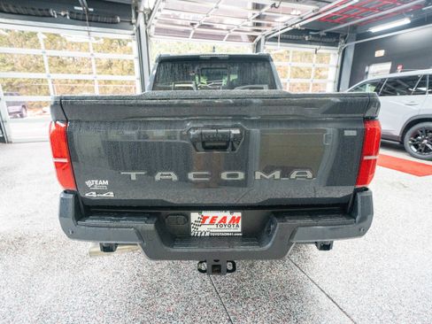 Certified 2025 Toyota Tacoma SR5 image 4