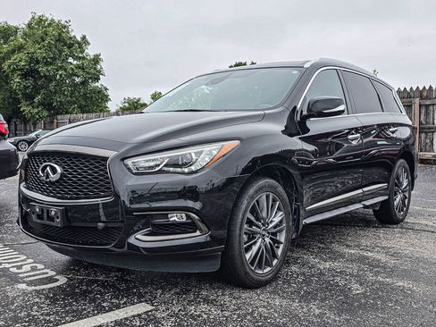 Used 2020 INFINITI QX60 Luxe w/ Edition 30 Essential Package AWD/4WD image 3