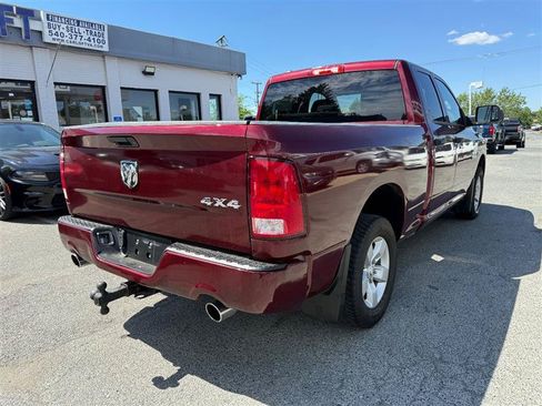 Used 2018 RAM 1500 Express AWD/4WD image 6