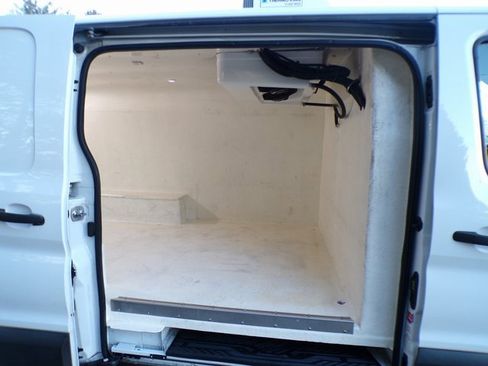Used 2020 Ford Transit 150 Low Roof image 9