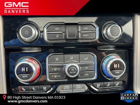 Used 2024 GMC Yukon XL Denali image 19