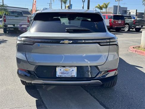 New 2026 Chevrolet Equinox EV LT image 4