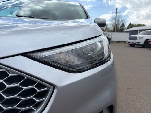 Used 2023 Ford Edge SEL AWD/4WD image 18