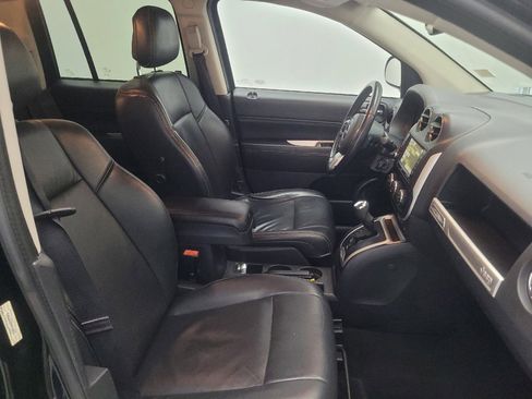 Used 2017 Jeep Compass High Altitude AWD/4WD image 21