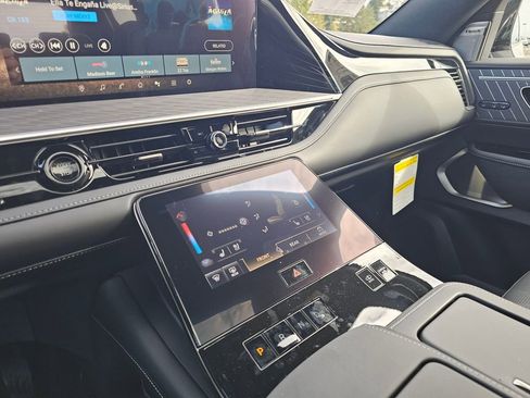 New 2026 INFINITI QX80 Autograph w/ Autograph Exterior Package image 30