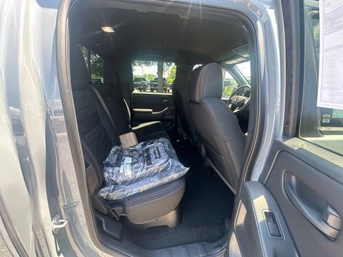 New 2026 Nissan Frontier PRO-4X w/ Pro-4x Convenience Package AWD/4WD image 17