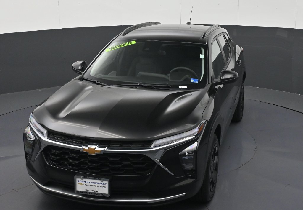 Certified 2026 Chevrolet Trax LT FWD image 29