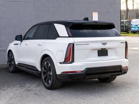 Used 2025 Cadillac Escalade IQ Sport 2 AWD/4WD image 6