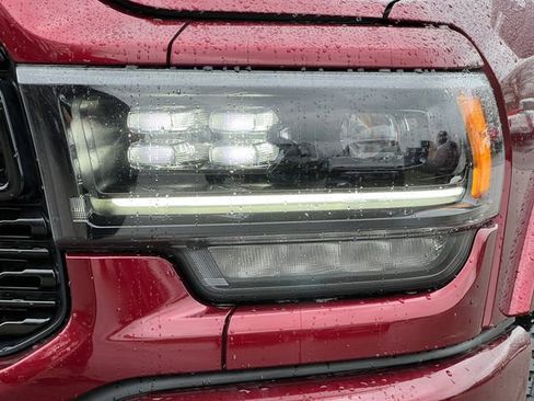 Used 2024 RAM 2500 Limited AWD/4WD image 45