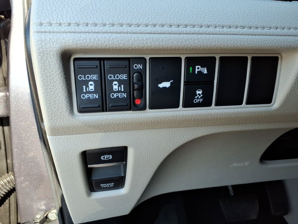 Used 2025 Honda Odyssey Touring image 31