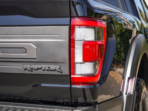 Used 2023 Ford F150 Raptor AWD/4WD image 7