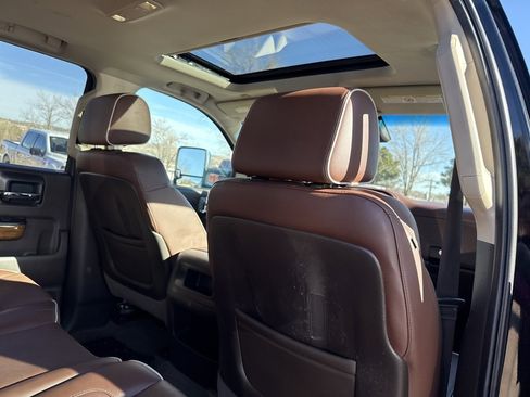 Used 2015 Chevrolet Silverado 3500 High Country image 25