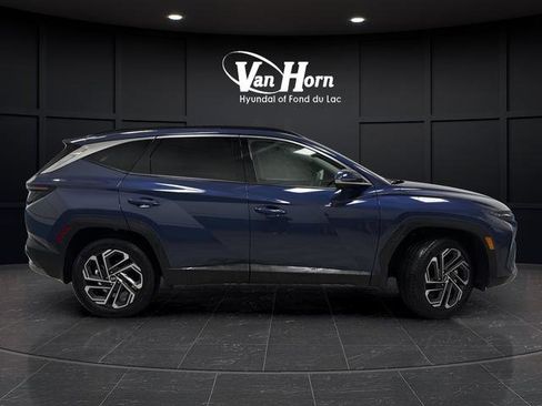 Used 2025 Hyundai Tucson Limited image 2