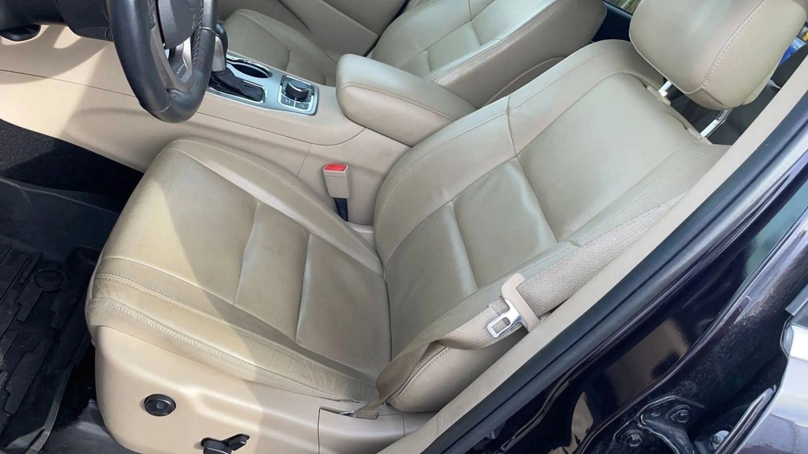 Used 2019 Jeep Grand Cherokee Limited AWD/4WD image 11