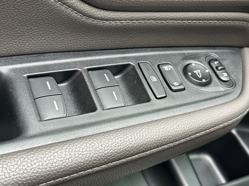 Used 2024 Honda Odyssey Touring image 12