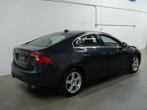 Used 2013 Volvo S60 T5 image 6